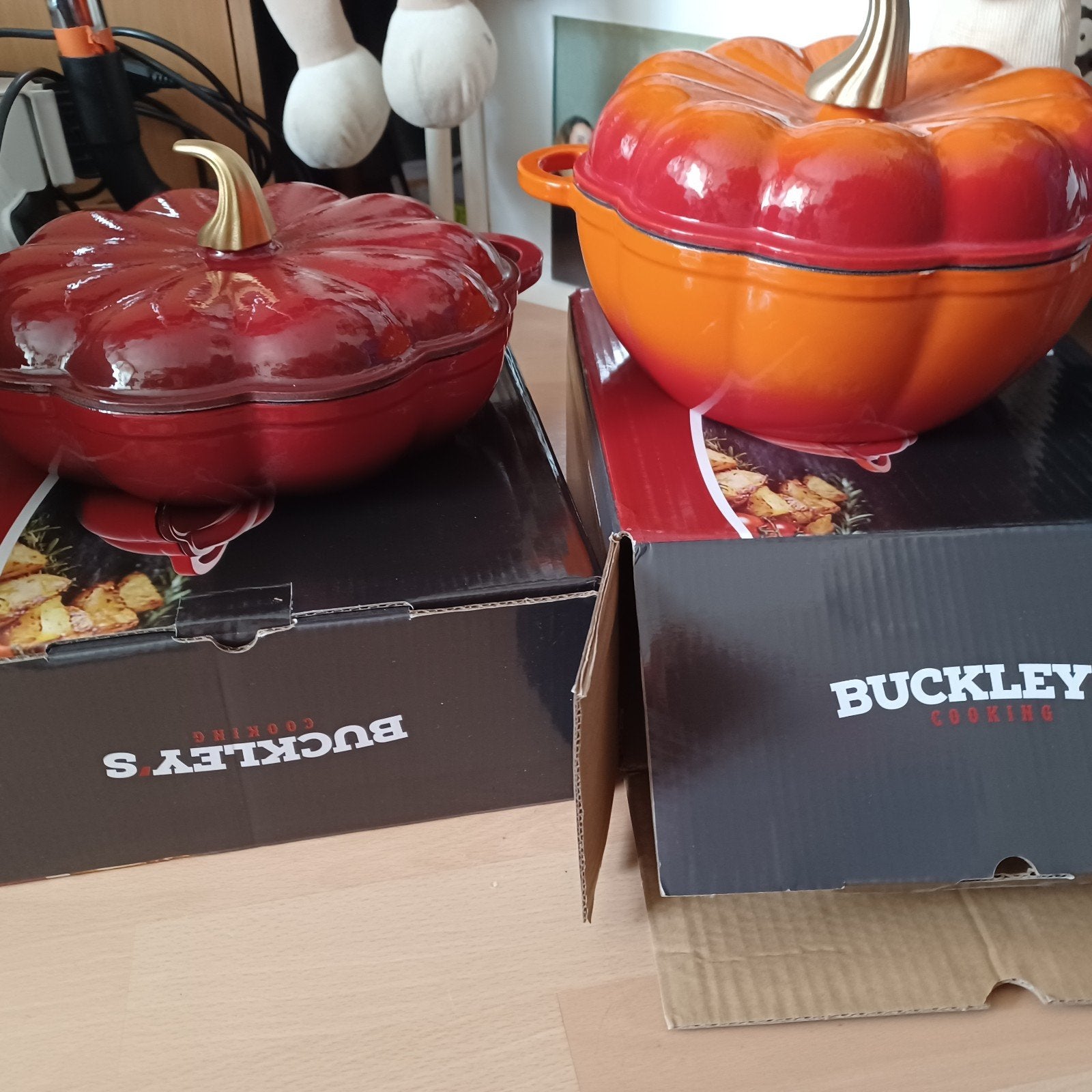 2x NIEUWE  pompoen gietijzeren  pan 80€1 koop, Ophalen of Verzenden, Gietijzer