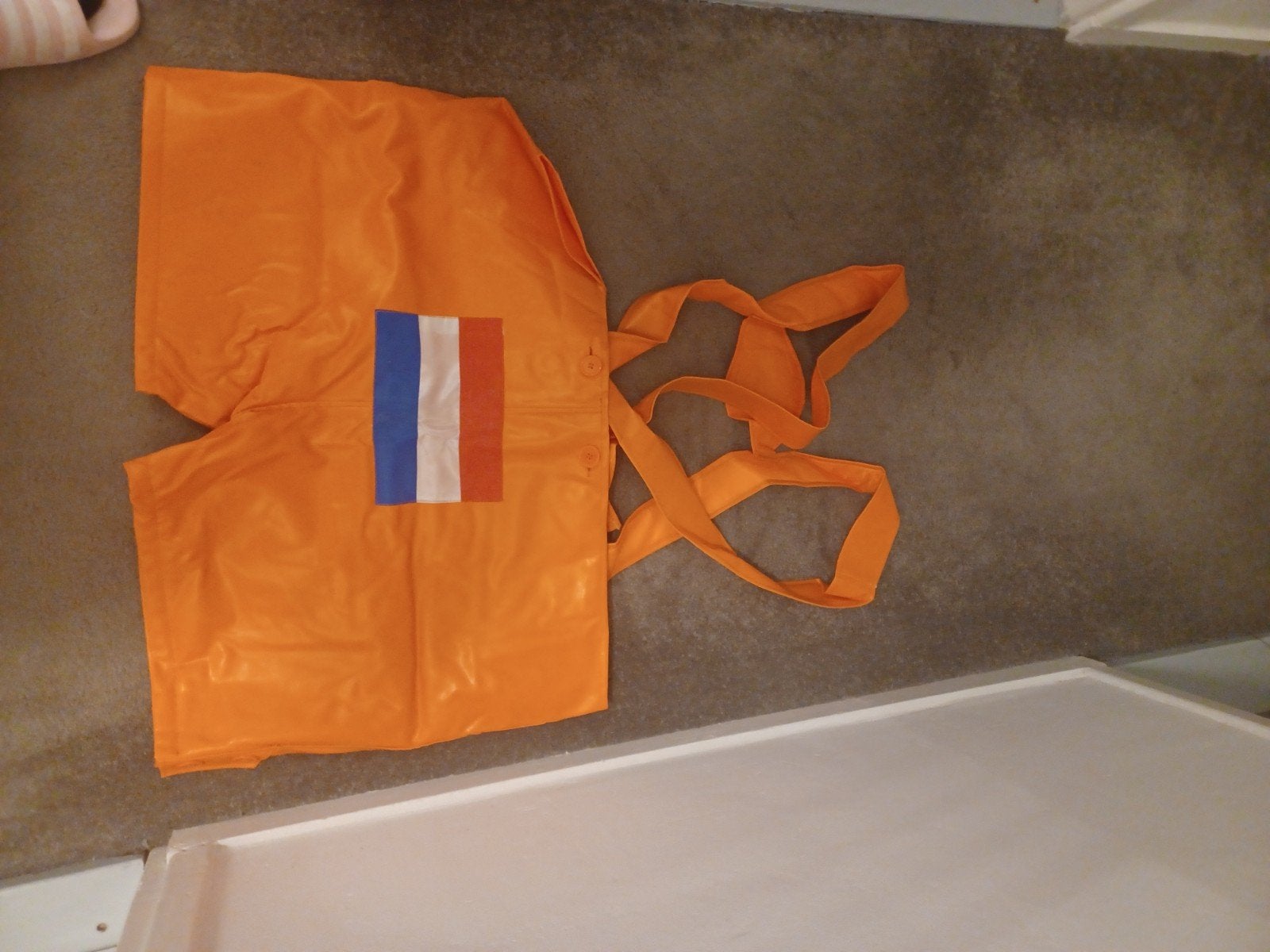 Oranje Tiroler tuinbroek/pak - Koningsdag/EK/WK, Ophalen of Verzenden, Gedragen, Oranje of Koningsdag, Kleding