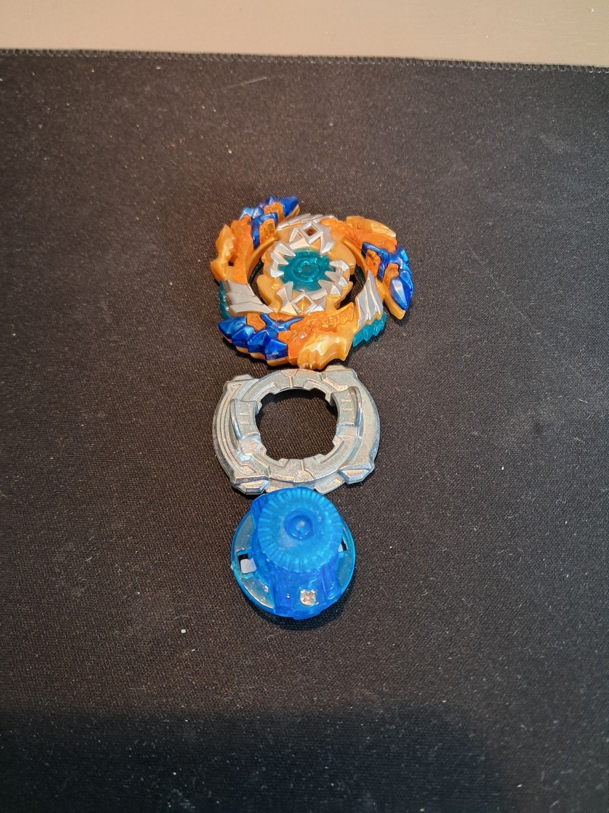 Beyblade Burst Surge Speedstorm Demise Devolos D6, Kinderen en Baby's, Ophalen of Verzenden, Zo goed als nieuw, Jongen of Meisje