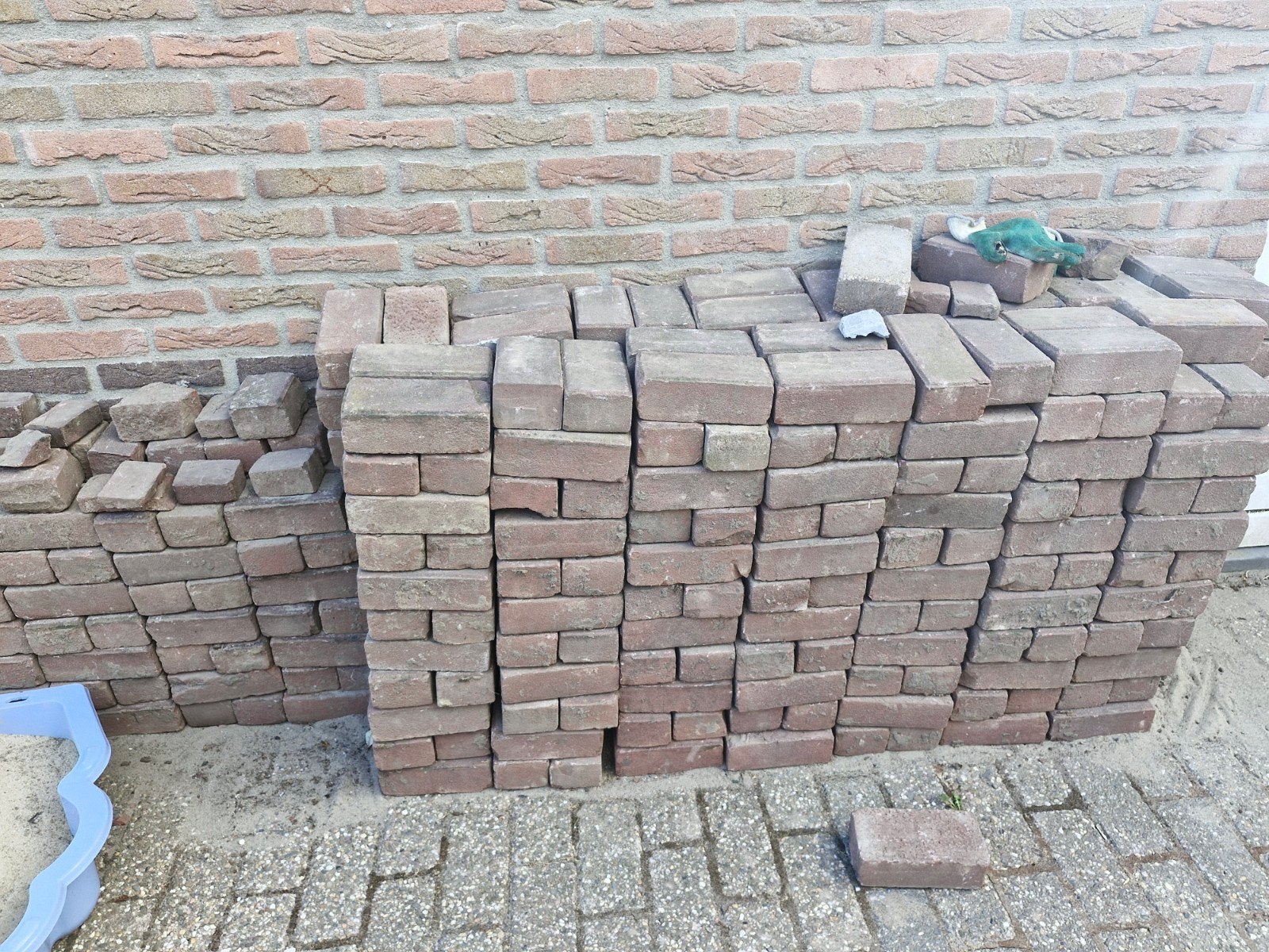 Gratis ophalen! Straatstenen en klinkers, Ophalen, Gebruikt, Bakstenen