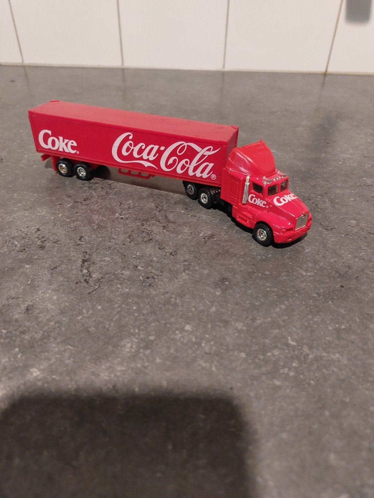 Coca-Cola vrachtwagen miniatuur, Ophalen of Verzenden, Gebruikt