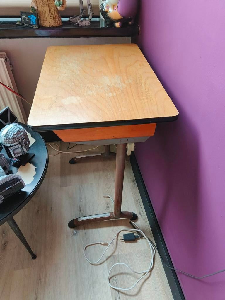 Vintage lessenaar met klep, Ophalen