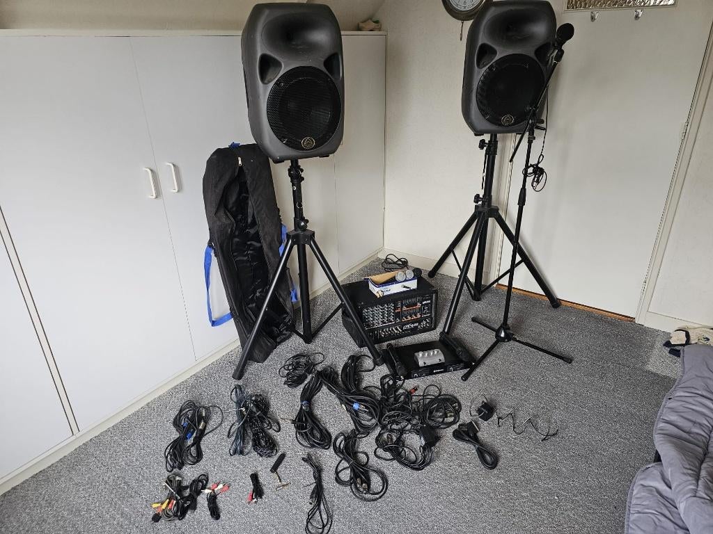 Muziek installatie compleet  met draadloos microfoon, Ophalen, Yamaha, 120 watt of meer, Gebruikt