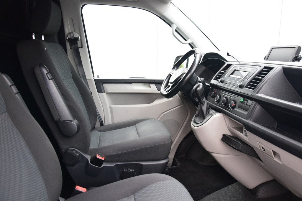 Volkswagen Transporter 2.0 TDI L2H1 Comfortline Automaat, Electronic Stability Program (ESP), Stof, Gebruikt, Euro 6