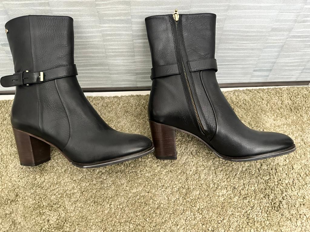 Fred de la Bretoniere laarsjes maat 39, Kleding | Dames, Schoenen, Ophalen, Zwart, Lage of Enkellaarzen, Zo goed als nieuw