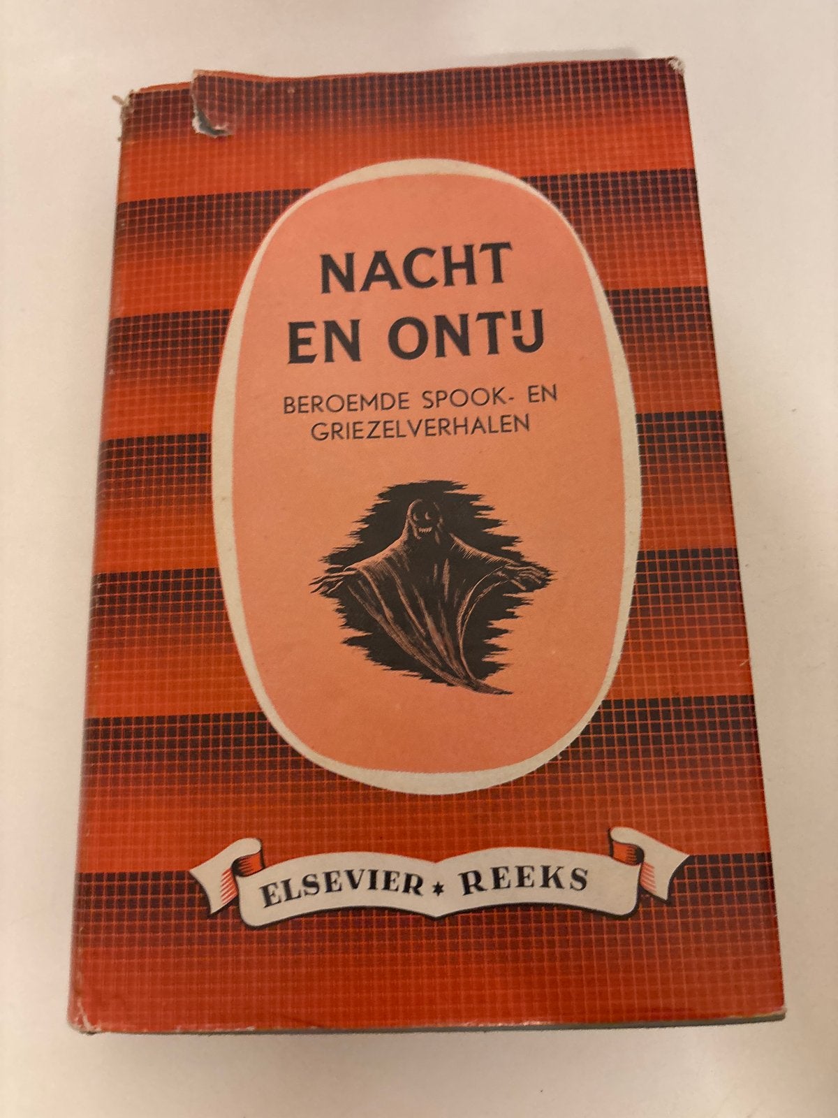 Nacht en Ontij - Beroemde Spook- en Griezelverhalen, Ophalen of Verzenden, Gelezen