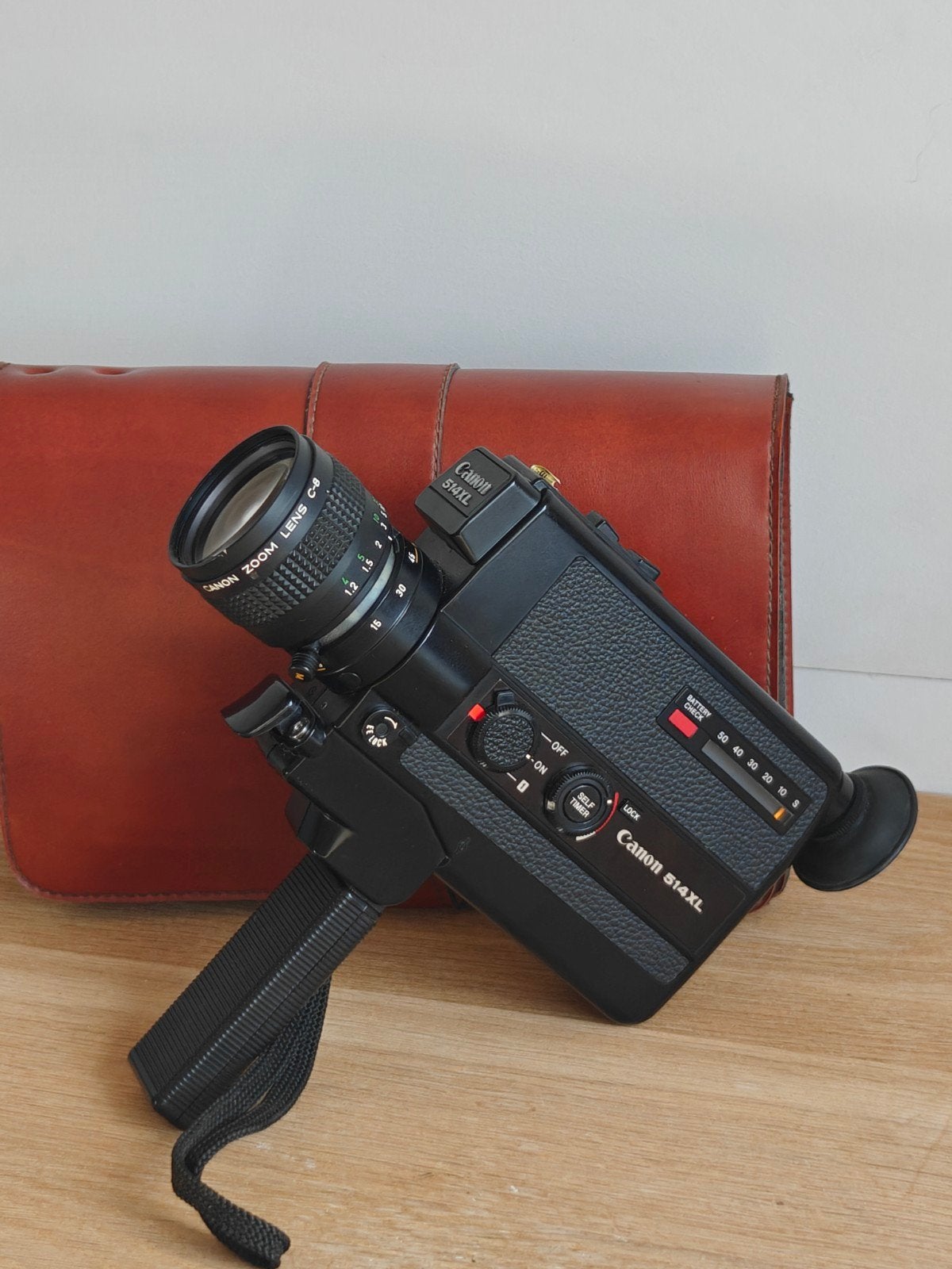 Canon 514XL Super 8 filmcamera + orig. leren tas, getest, 8mm, 30-2 Shimomaruko 3-chome, Ohta-ku, Tokyo 146-8501, Japan, Camera