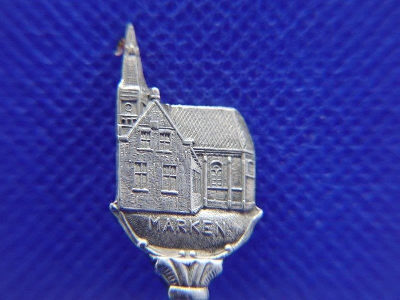 Lepeltje: Marken Kerkje, Verzenden