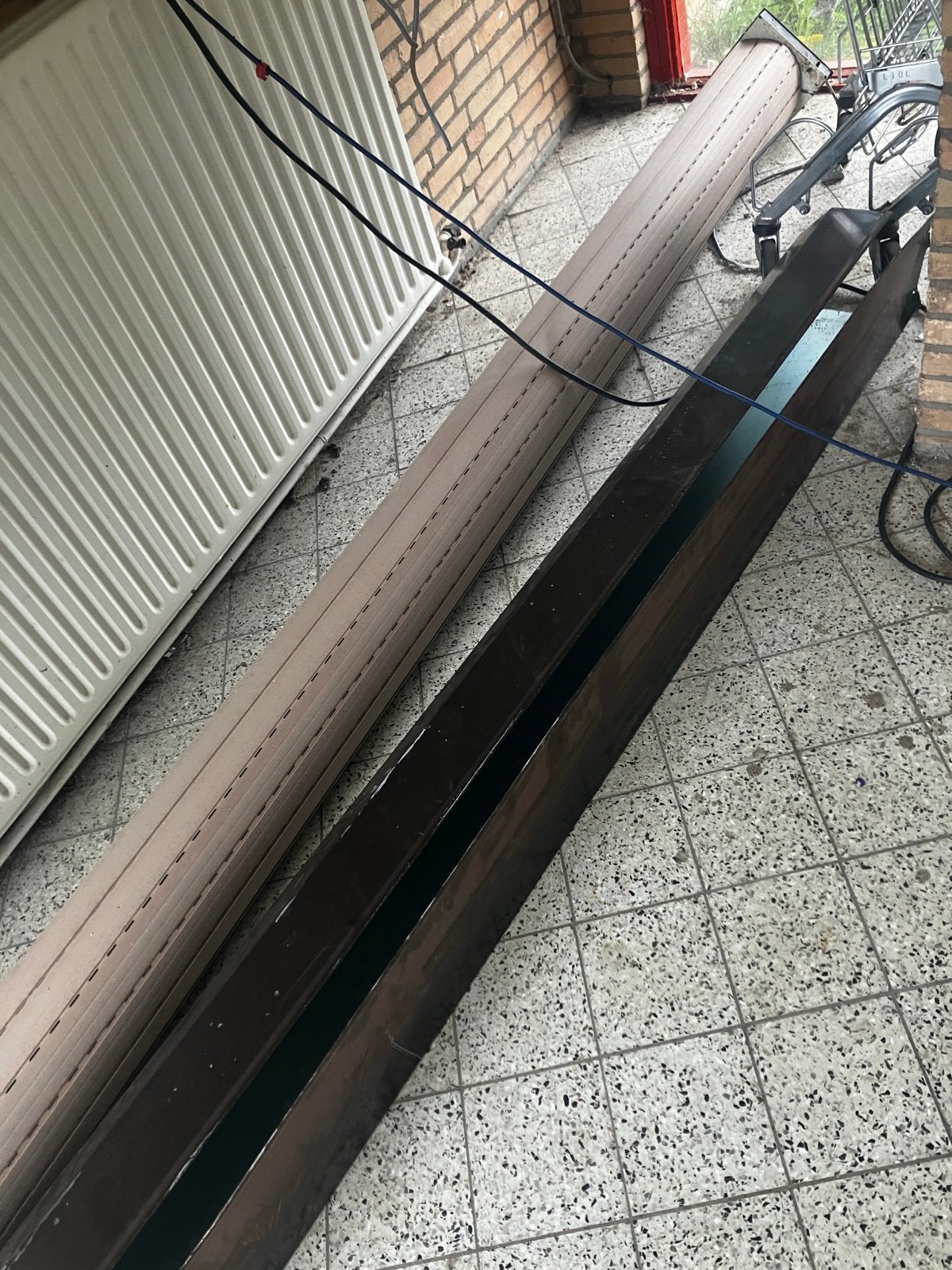 Functioneel rolluik, vereist behuizing en klinknagels, Doe-het-zelf en Verbouw, Rolluiken, Ophalen, Gebruikt, 200 cm of meer, Crème of Beige