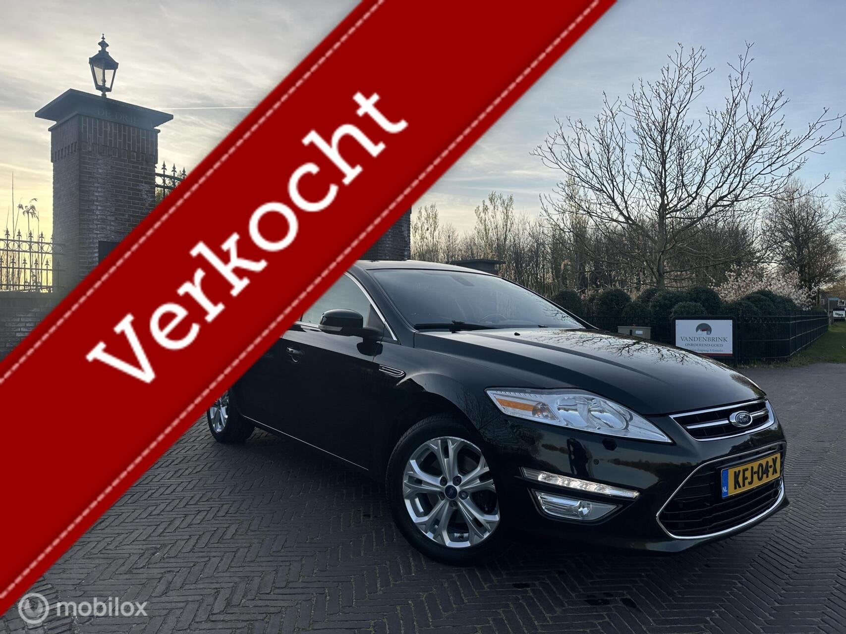 Ford Mondeo Wagon 2.0 EcoBoost S-Edition 240pk! Automaat✅, Auto's, Ford, Zwart, 4 cilinders, Leder en Stof, Zwart