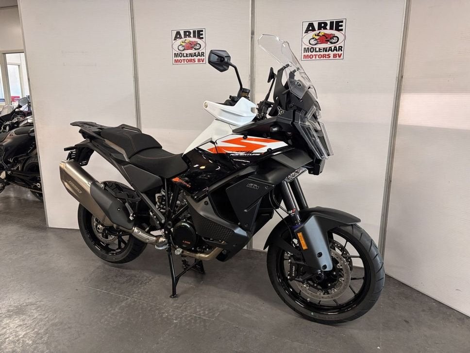KTM 1390 Super Adventure S EVO (bj 2026), Motoren, 2 cilinders, KTM, Motorrijbewijs A, Bedrijf