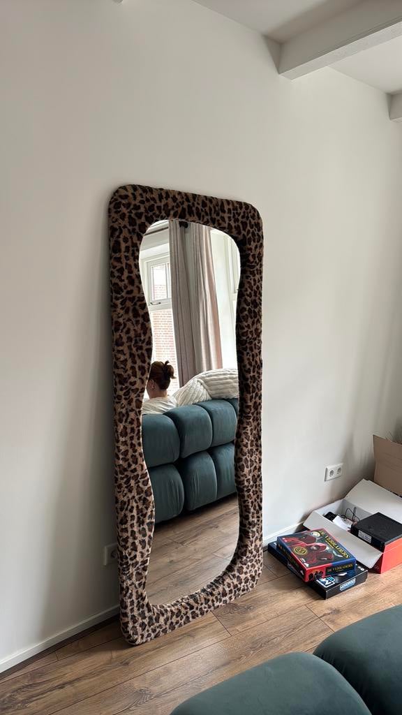Spiegel panterprint, Huis en Inrichting, Woonaccessoires | Spiegels, Ophalen, Minder dan 50 cm, Zo goed als nieuw, Minder dan 100 cm