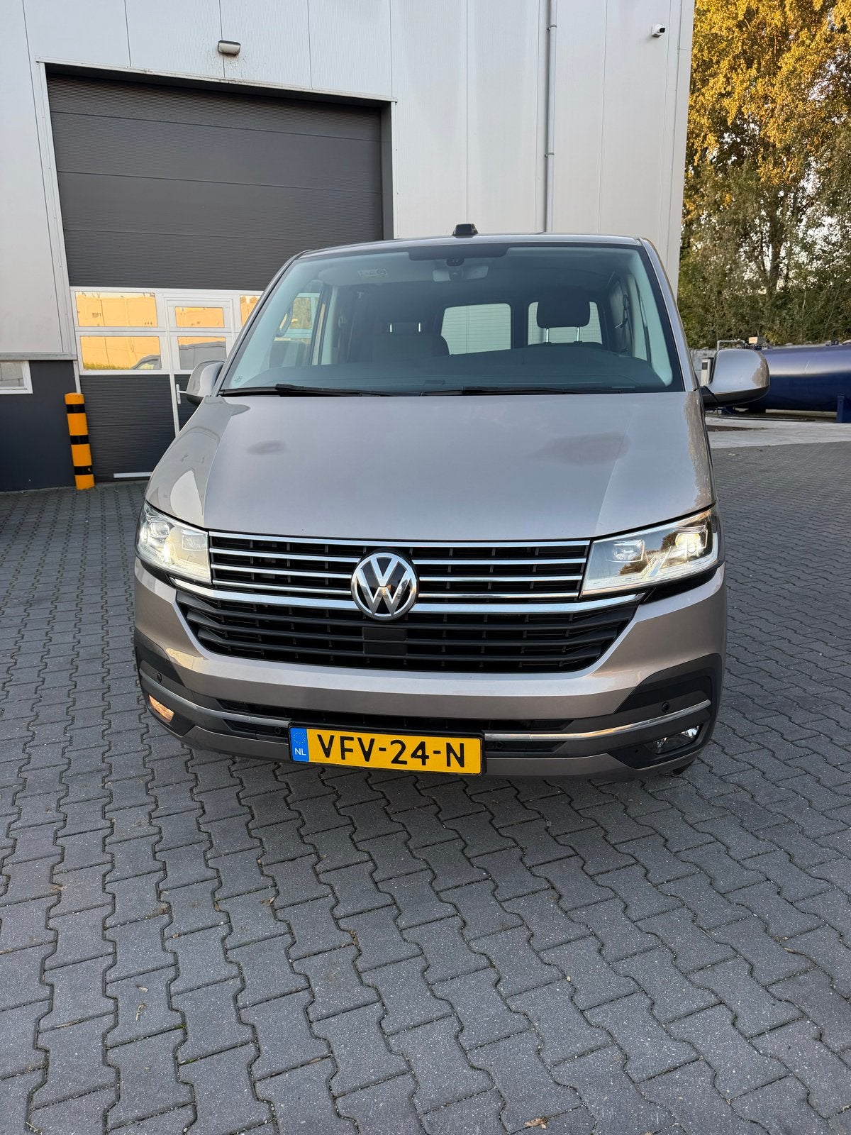 Volkswagen Transporter GB 2.0 TDI 150pk L2h1 340/2800 7-DSG, Stof, 4 cilinders, Bruin, 2500 kg
