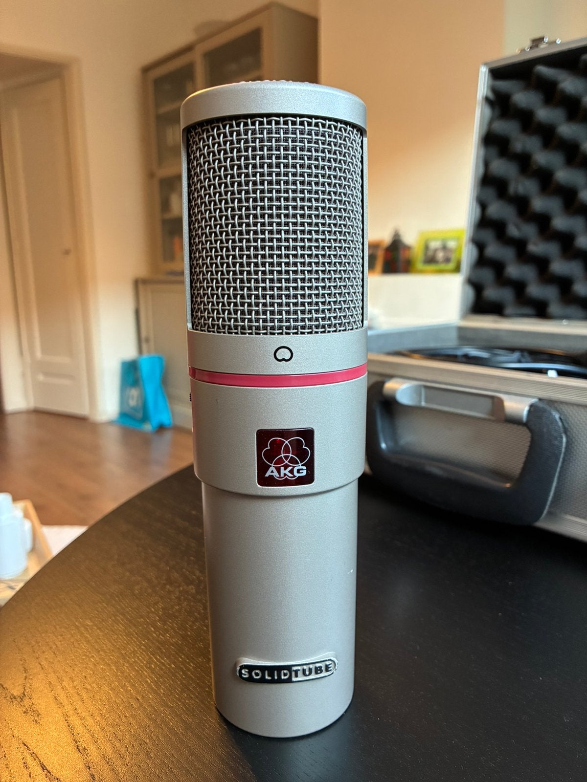 AKG Solidtube, Ophalen of Verzenden, Gebruikt, Zangmicrofoon
