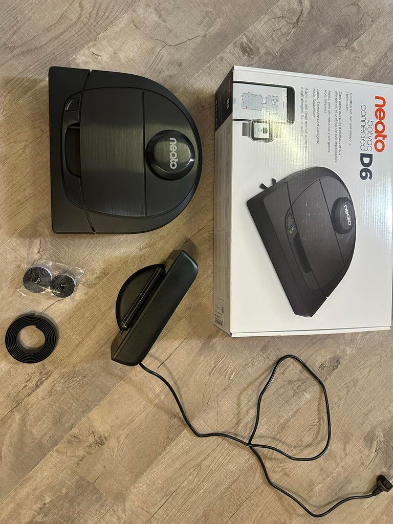 Neato D6 Robotstofzuiger - Zonder dweilfunctie, Z.G.A.N., Ophalen of Verzenden, Zo goed als nieuw, Reservoir, Robotstofzuiger