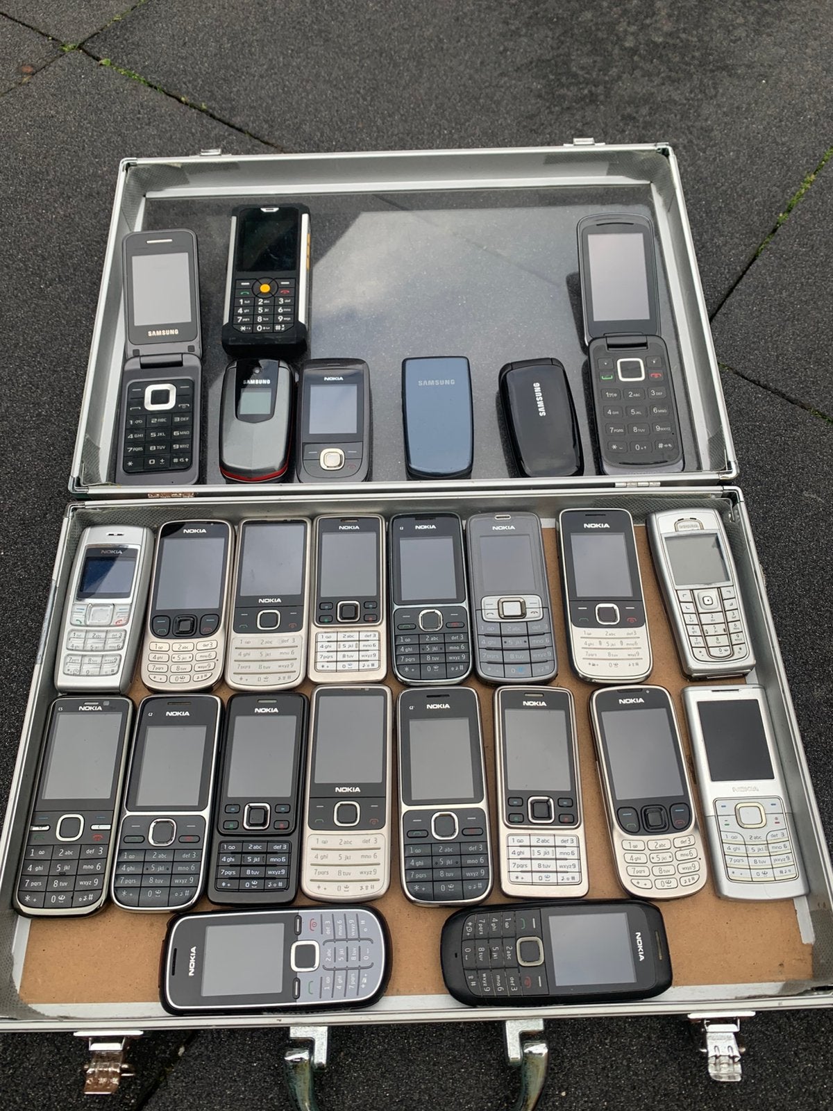 Verschillende telefoons ., Ophalen of Verzenden, 6 megapixel of meer, Overige modellen