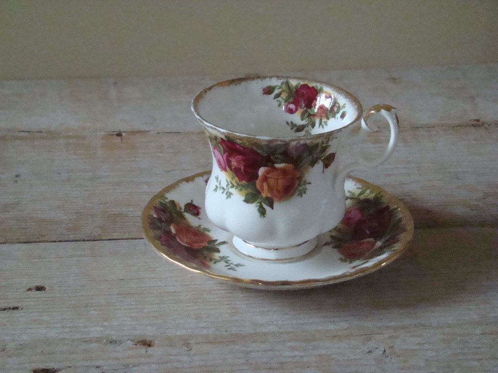 Servies, Engels, Royal Albert, OLD COUNTRY ROSES, Antiek en Kunst, Ophalen of Verzenden