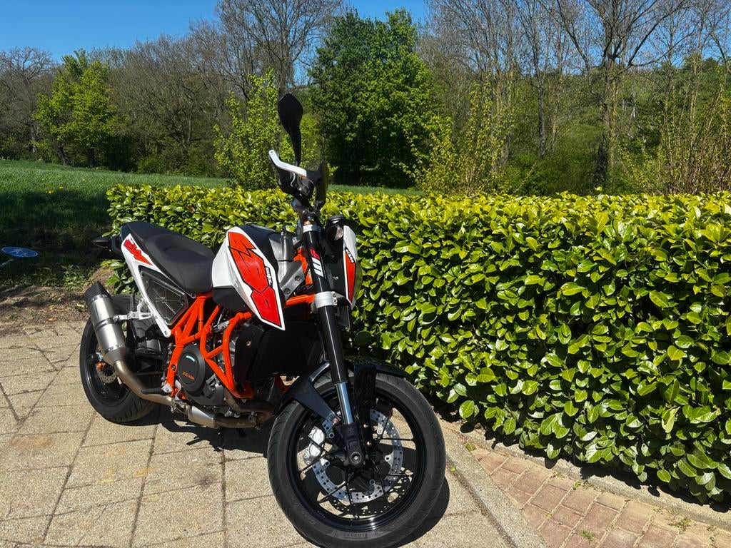 KTM 690 Duke - Veel opties. Krachtige Naked Bike, Motoren, Gebruikt, Particulier, 690 cc, ABS
