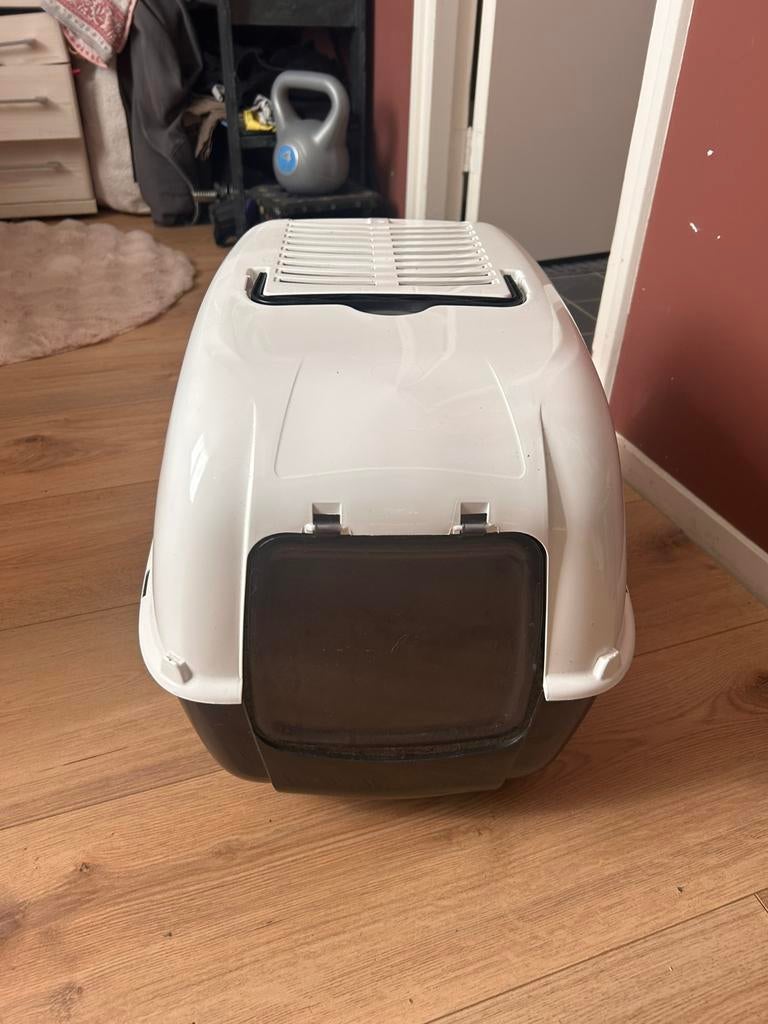 Gesloten kattenbak met deur 🐱 groot model + filterkap, Ophalen of Verzenden, Zo goed als nieuw, Open