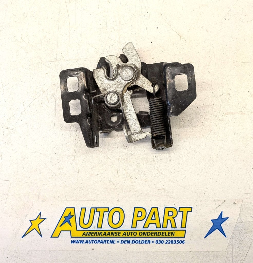 Chevrolet C6 Corvette motorkapslot 2005-2013, Gebruikt, Info@gm.com, Chevrolet, Ophalen of Verzenden