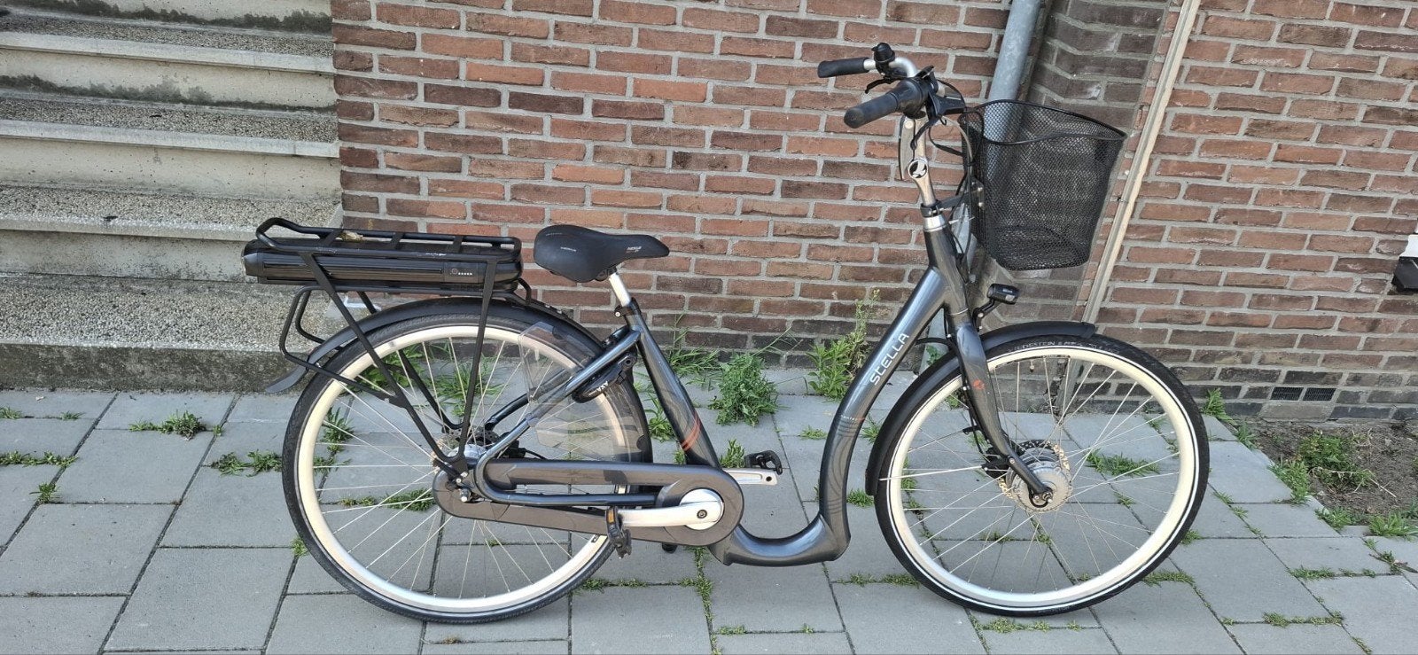 Stella Nantes lage instap donker grijs, 51 tot 55 cm, Ophalen, Gebruikt, Overige merken