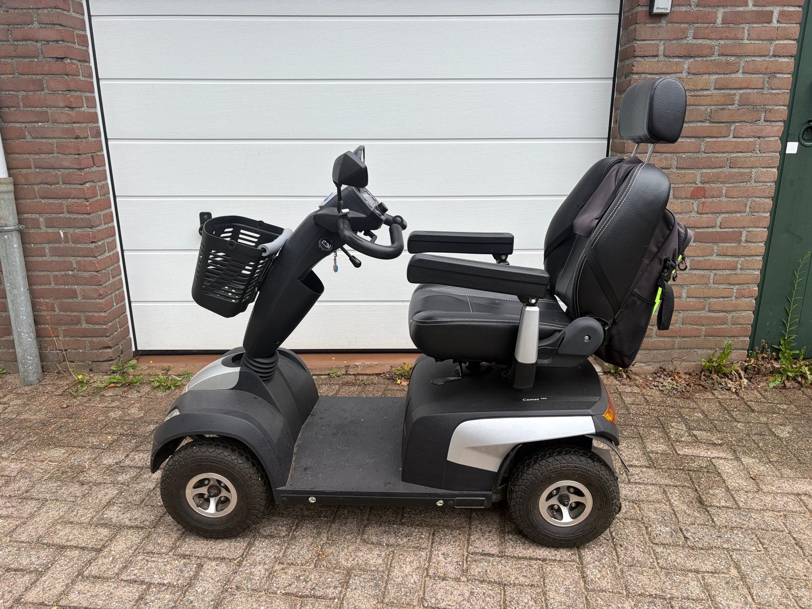 Invacare scootmobiel, 4 wielen en een pride gogo te koop, Diversen, Ophalen, Invacare, 11 t/m 15 km/u