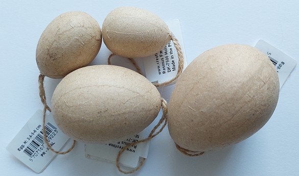 Handgemaakte eieren van papier-mâché assorti 4 stuks, ., Nieuw, Ophalen of Verzenden, Pasen