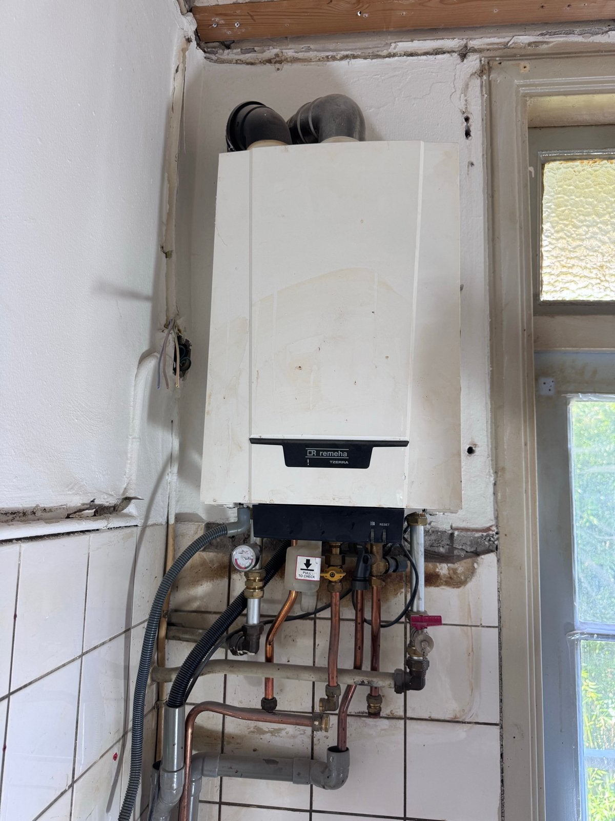 Remeha Tzerra CV-ketel 2015, Ophalen, Gebruikt, Hoog rendement (Hr), Cv-ketel of Combi-ketel