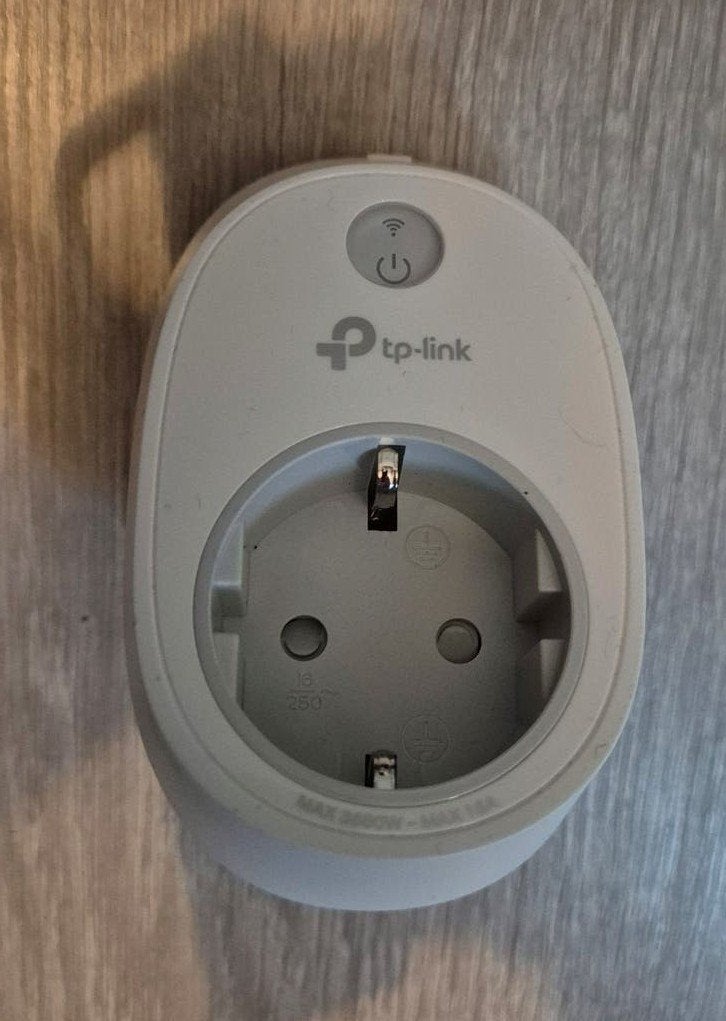 TP-Link HS100 Smart WiFi Stekker - Slimme Stopcontact, Ophalen of Verzenden, Gebruikt