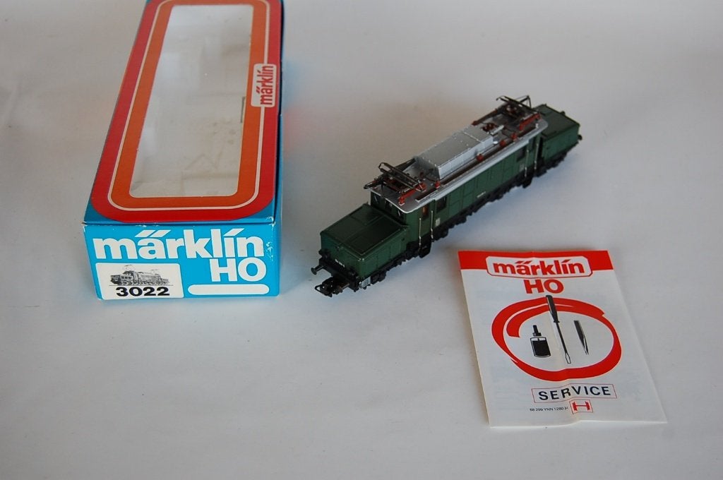 MÄRKLIN 3022., Wisselstroom, Locomotief, Ophalen of Verzenden, Zo goed als nieuw