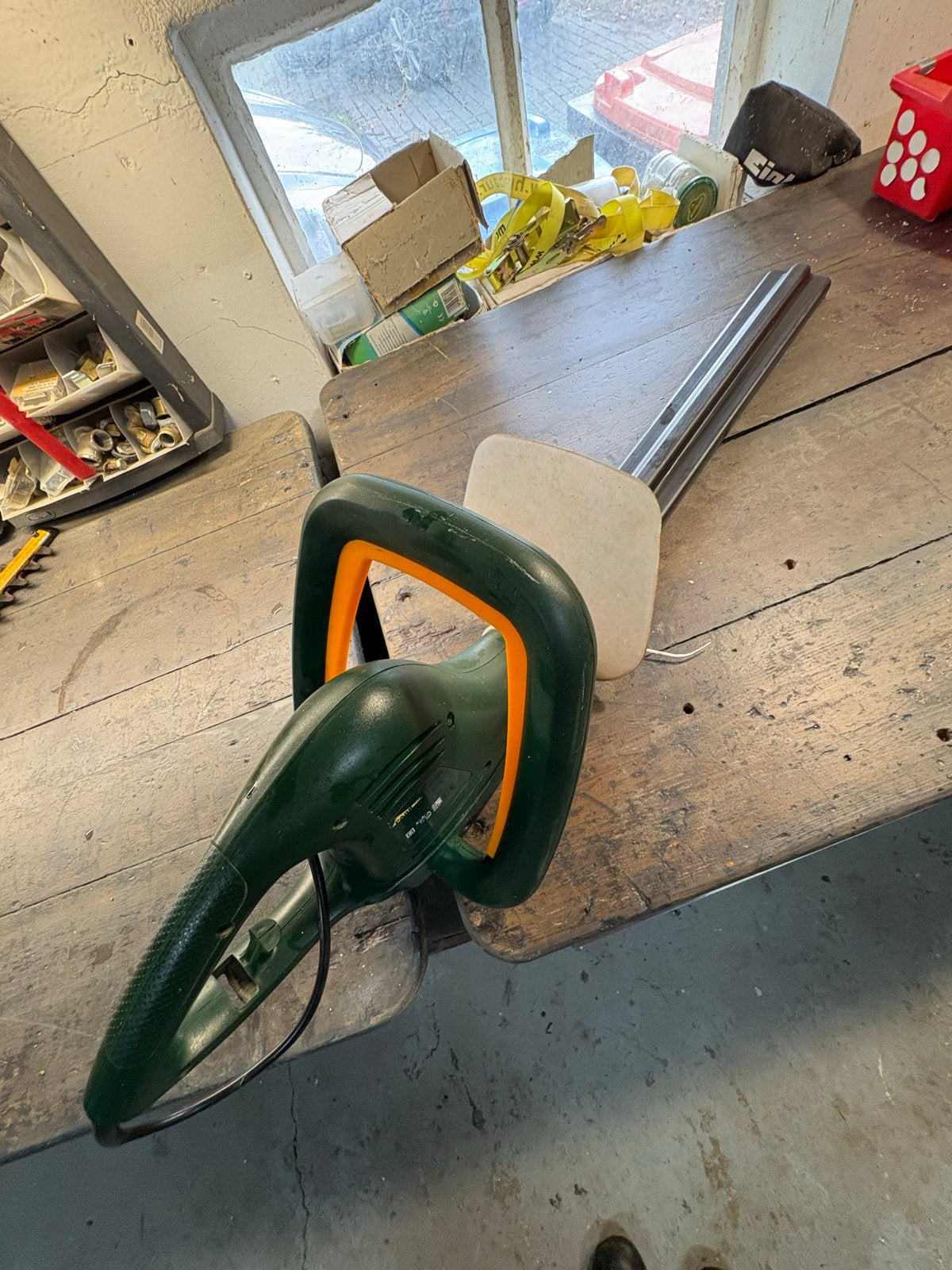 Elektrische heggenschaar 49cm messen, Ophalen, Gebruikt, Elektrisch