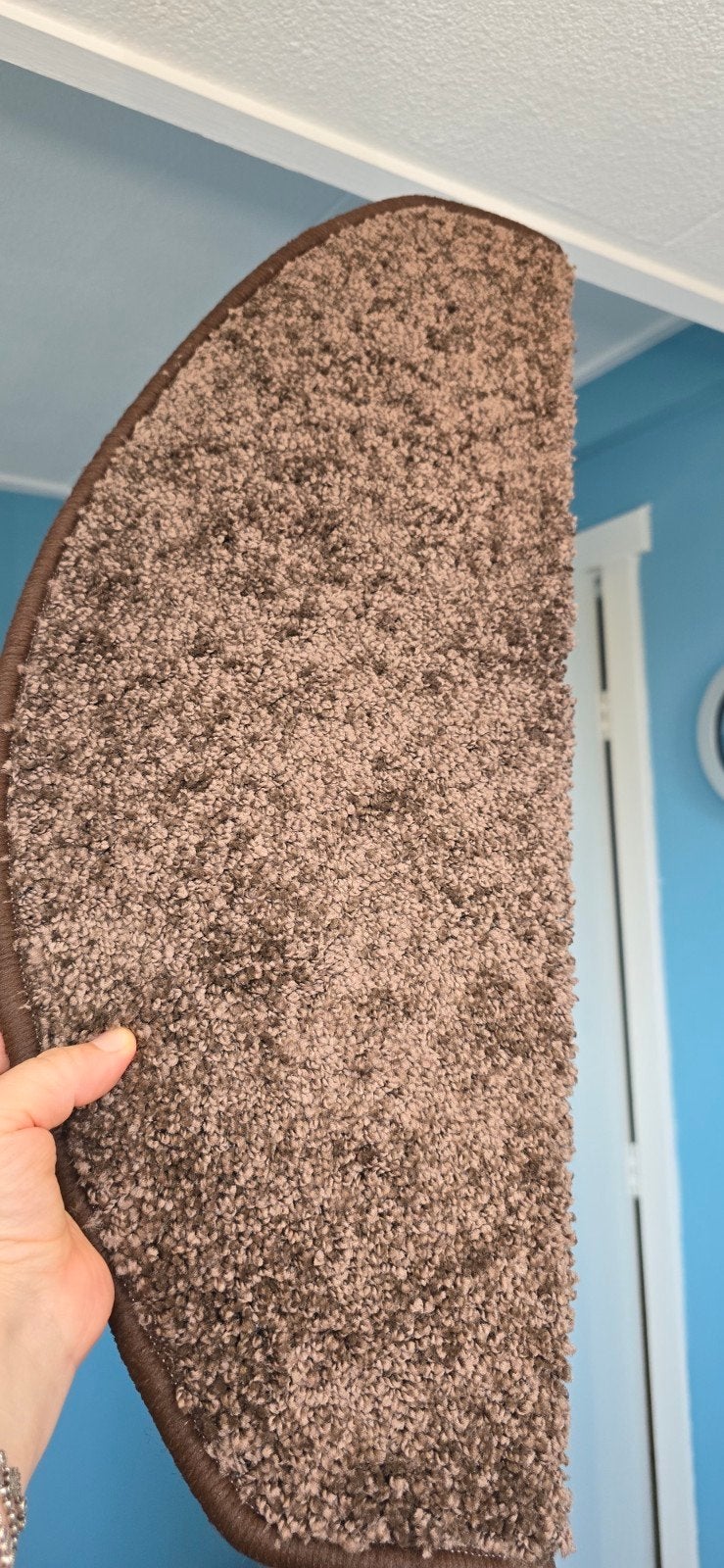 Bruine Halfronde Trapmat -  Nieuw  15 stuks€50, Ophalen, Zo goed als nieuw, Rechthoekig, 50 tot 100 cm