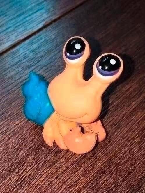 Petshop Slak Figuurtje - Schattig en Kleurrijk, Ophalen of Verzenden, Jongen of Meisje