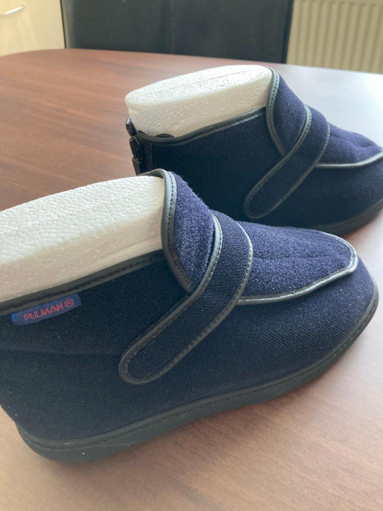 Pulman verbandschoenen dames maat 39 donkerblauw, Blauw, Overige typen, Ophalen of Verzenden, Zo goed als nieuw