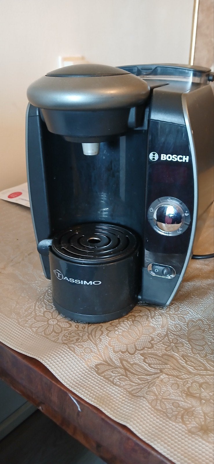 Bosch Tassimo Koffiezetapparaat met capsulehouder, Gebruikt, Koffiemachine, Ophalen of Verzenden, 1 kopje