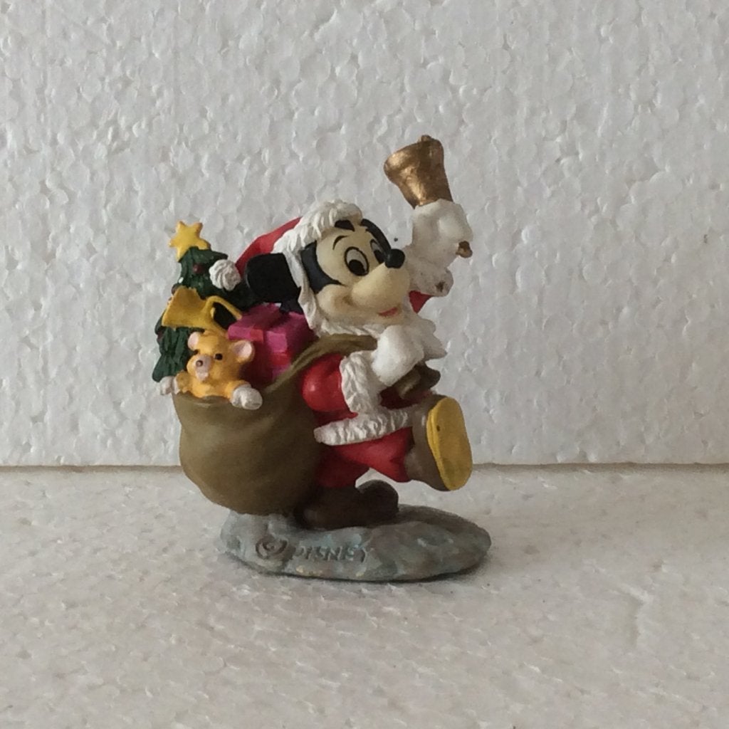 vtg origineel beeldje voor kerstdorp Disney Mickey mouse, Verzamelen, Ophalen of Verzenden, Mickey Mouse, Zo goed als nieuw, Beeldje of Figuurtje