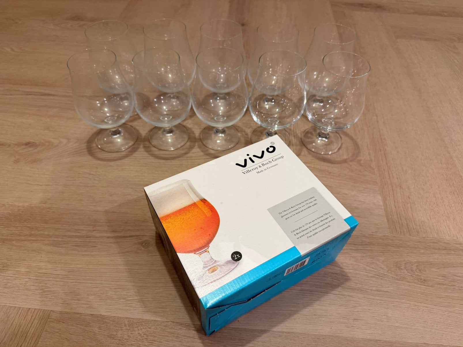Vivo bierglazen (12 stuks), Ophalen of Verzenden, Zo goed als nieuw, Bierglas