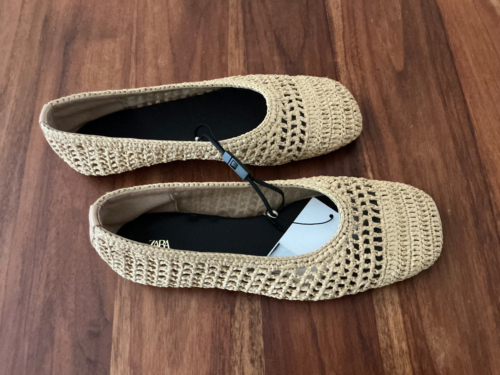 Zara instappers nieuw mt 41, Nieuw, Ophalen of Verzenden, Instappers, Beige