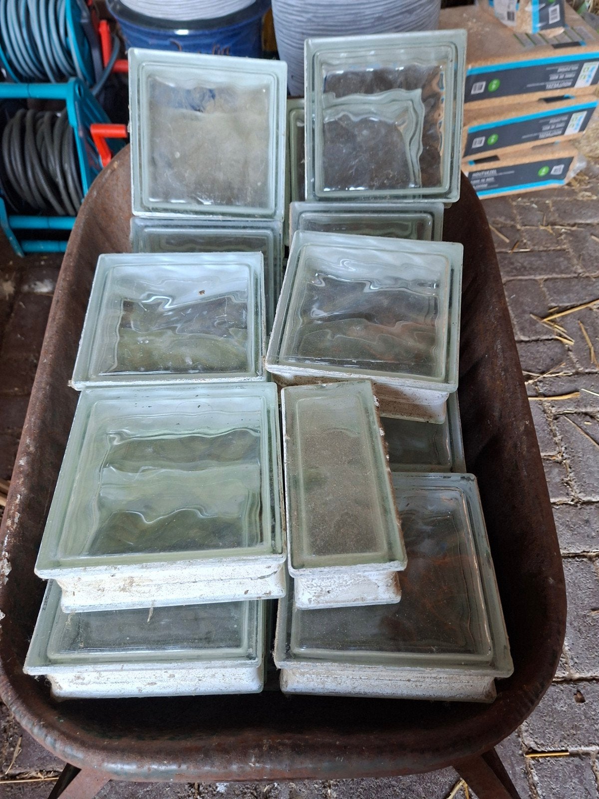23 stuks glazen bouwstenen 19x19x8 cm, Gebruikt, Minder dan 80 cm, Minder dan 80 cm, Overige typen