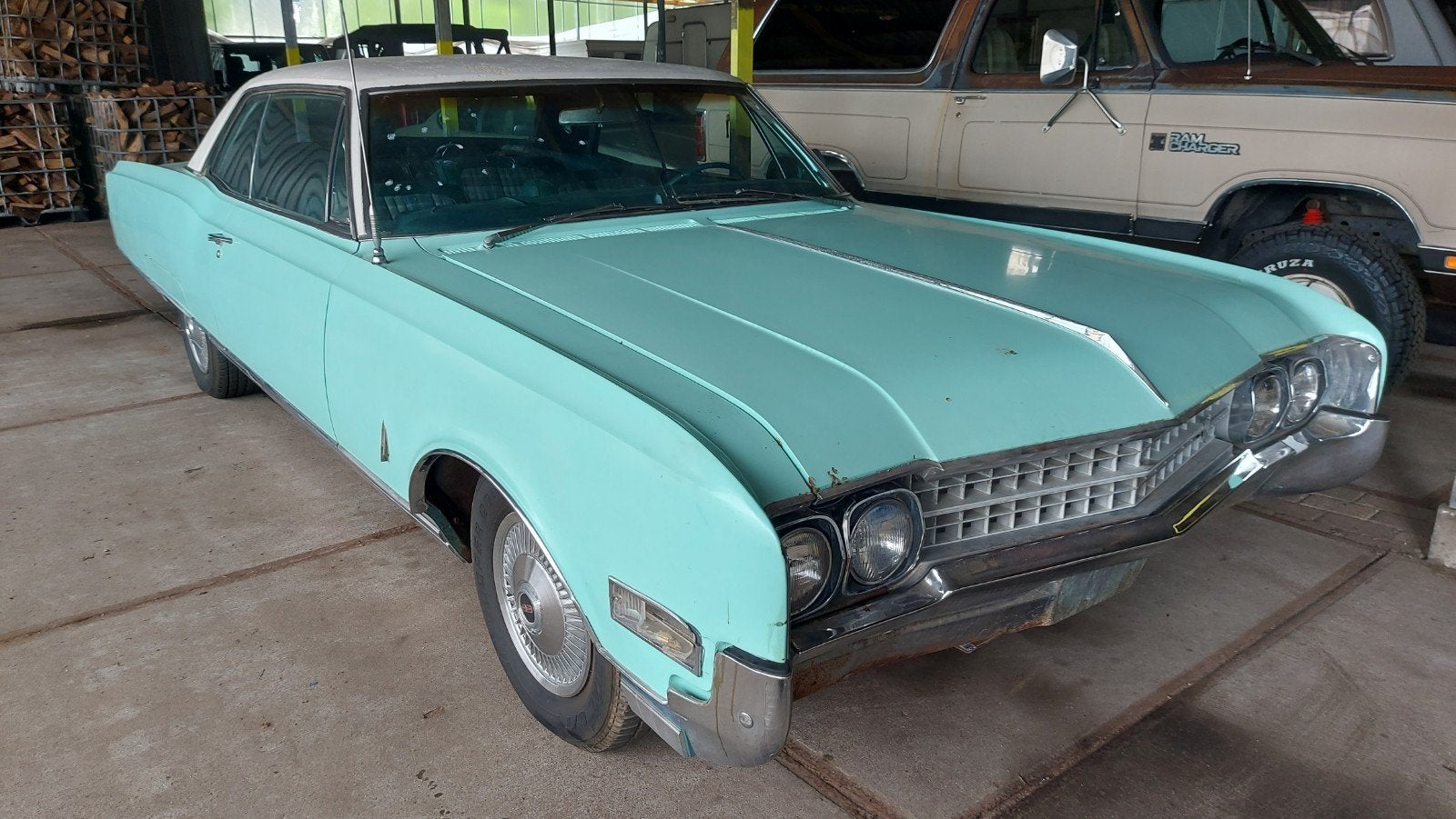 1966 OLDSMOBILE 98 Coupe 425 V8 Rocket Schuurvonst!!, Auto's, Automaat, Achterwielaandrijving, Elektrische ramen, Leder en Stof