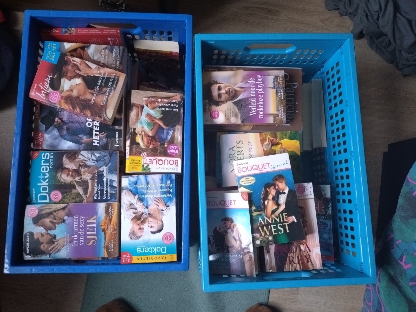 Grote collectie romans Bouquet, Intiem, Dokters, Candlelight, Ophalen of Verzenden, Gelezen