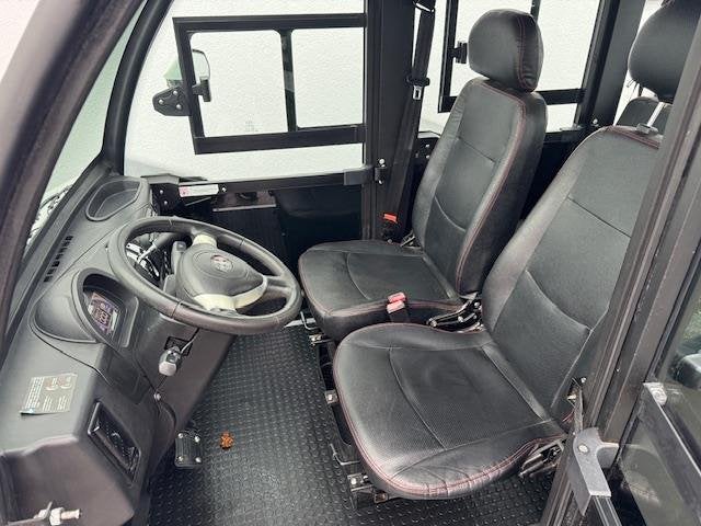 Italcar L4S '21, 5-drs, trekhaak, electrisch, BTW-auto !, Auto's, Overige Auto's, Automaat, Dealer onderhouden, Stof, Gebruikt