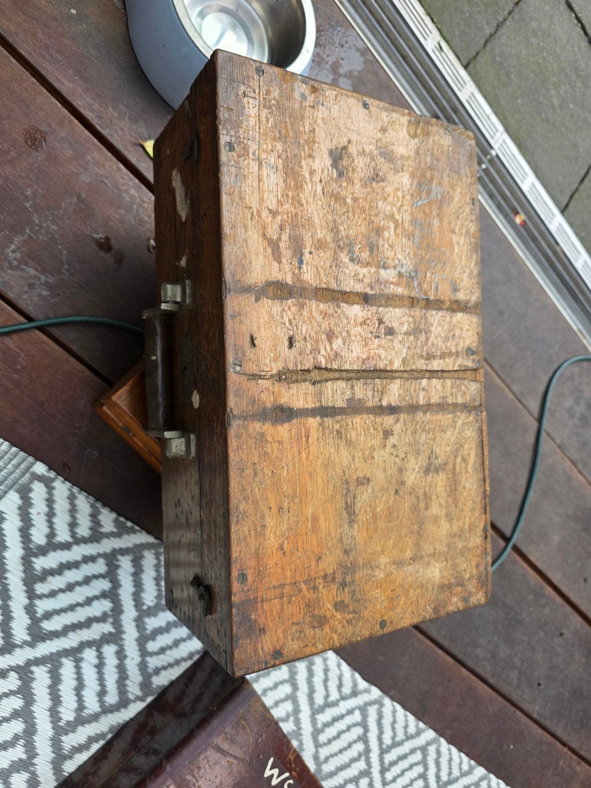 Antieke houten kist met onbekend mechanisme, Antiek en Kunst, Ophalen