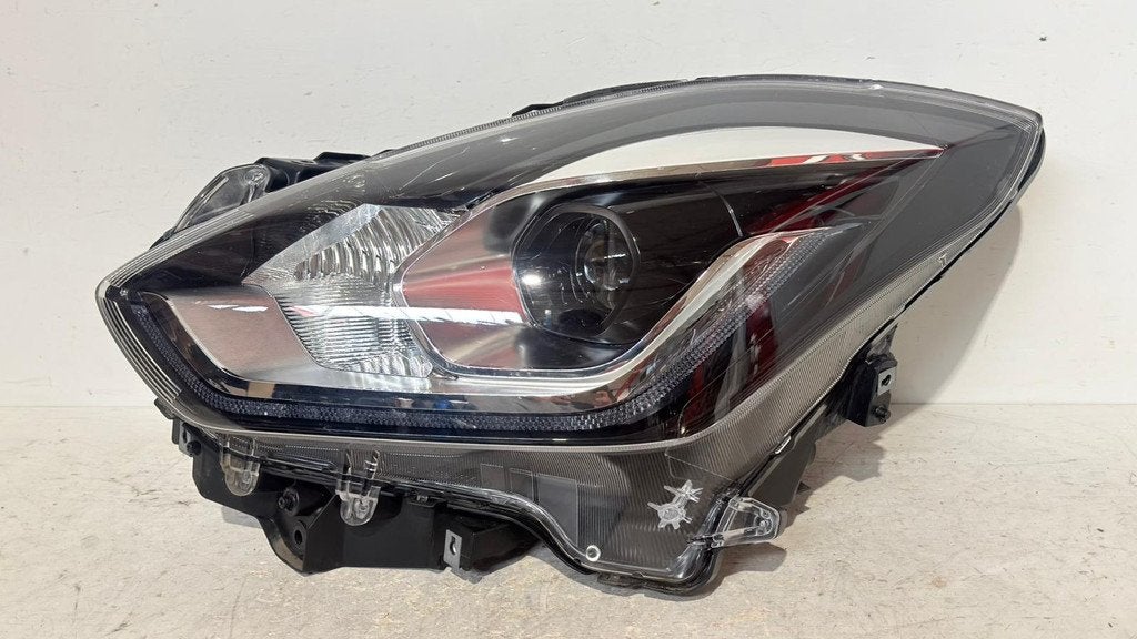 Suzuki Swift VIII LED linker koplamp links, Info@fabrikant.eu, Fabrikantstraat 1
1000 AA  Amsterdam, NL, Ophalen of Verzenden