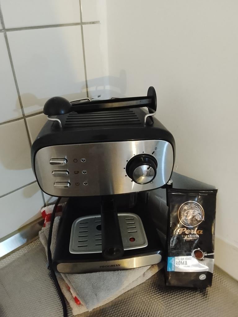 Espresso apparaat - Progress, Witgoed en Apparatuur, Stoompijpje, Gebruikt, Espresso apparaat, Gemalen koffie