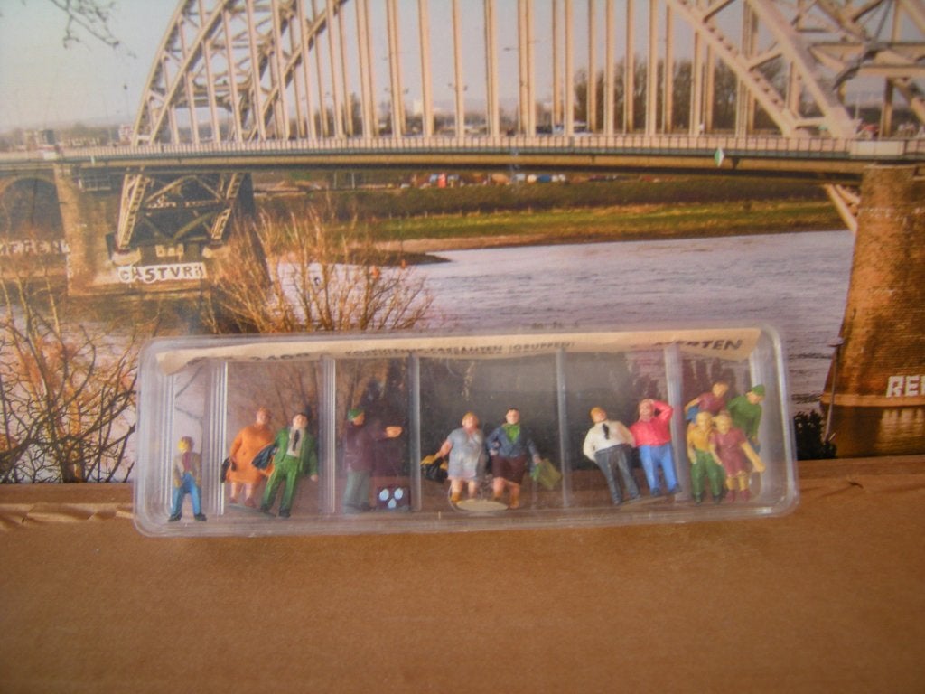 kijk foto  VEEL HO POPJES VOOR DE HO TREINBAAN, Overige merken, Wisselstroom, Overige typen, Ophalen of Verzenden