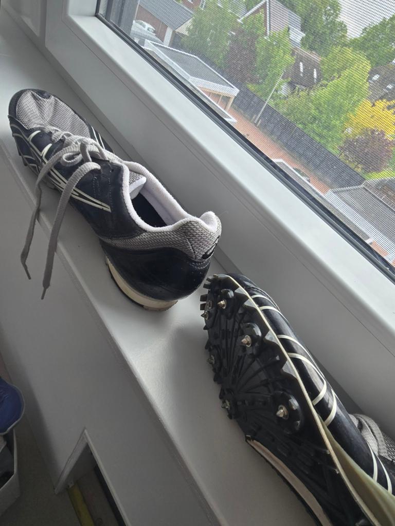Asics spikes - in goede staat, Ophalen, Gebruikt, Spikes, Hardlopen