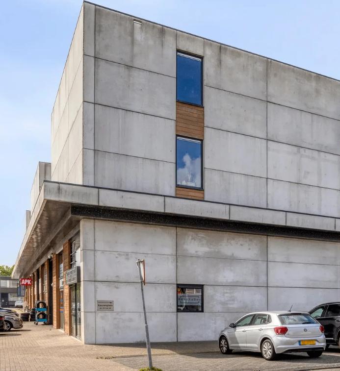 Multifunctionele Kantoor-/Winkelruimte 54m² Amsterdam-Osdorp, 54 m², Huur, Praktijkruimte