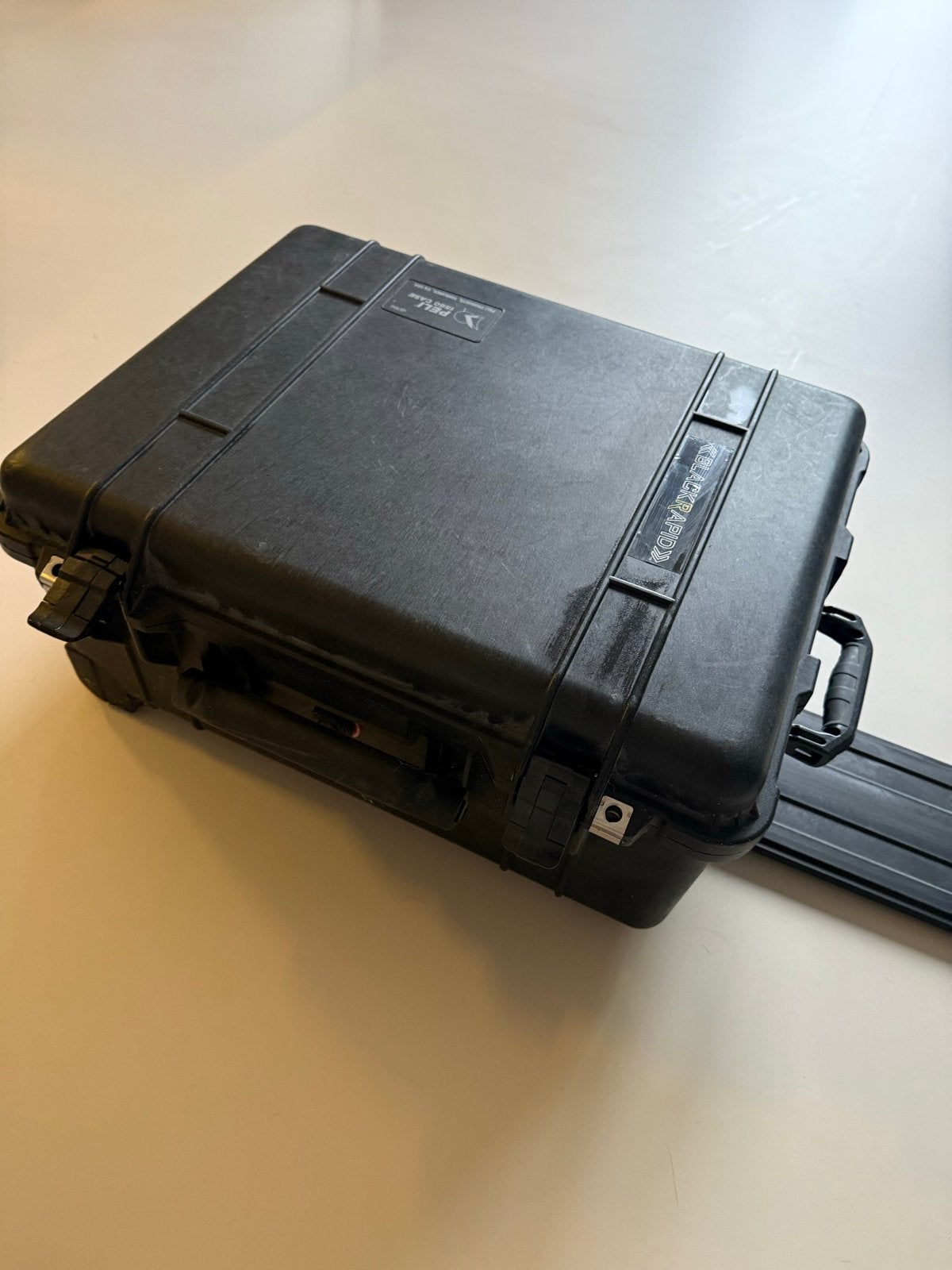 Peli 1560 Case met wielen en uitschuifbaar handvat, Overige merken, Overige typen, Ophalen of Verzenden, Gebruikt