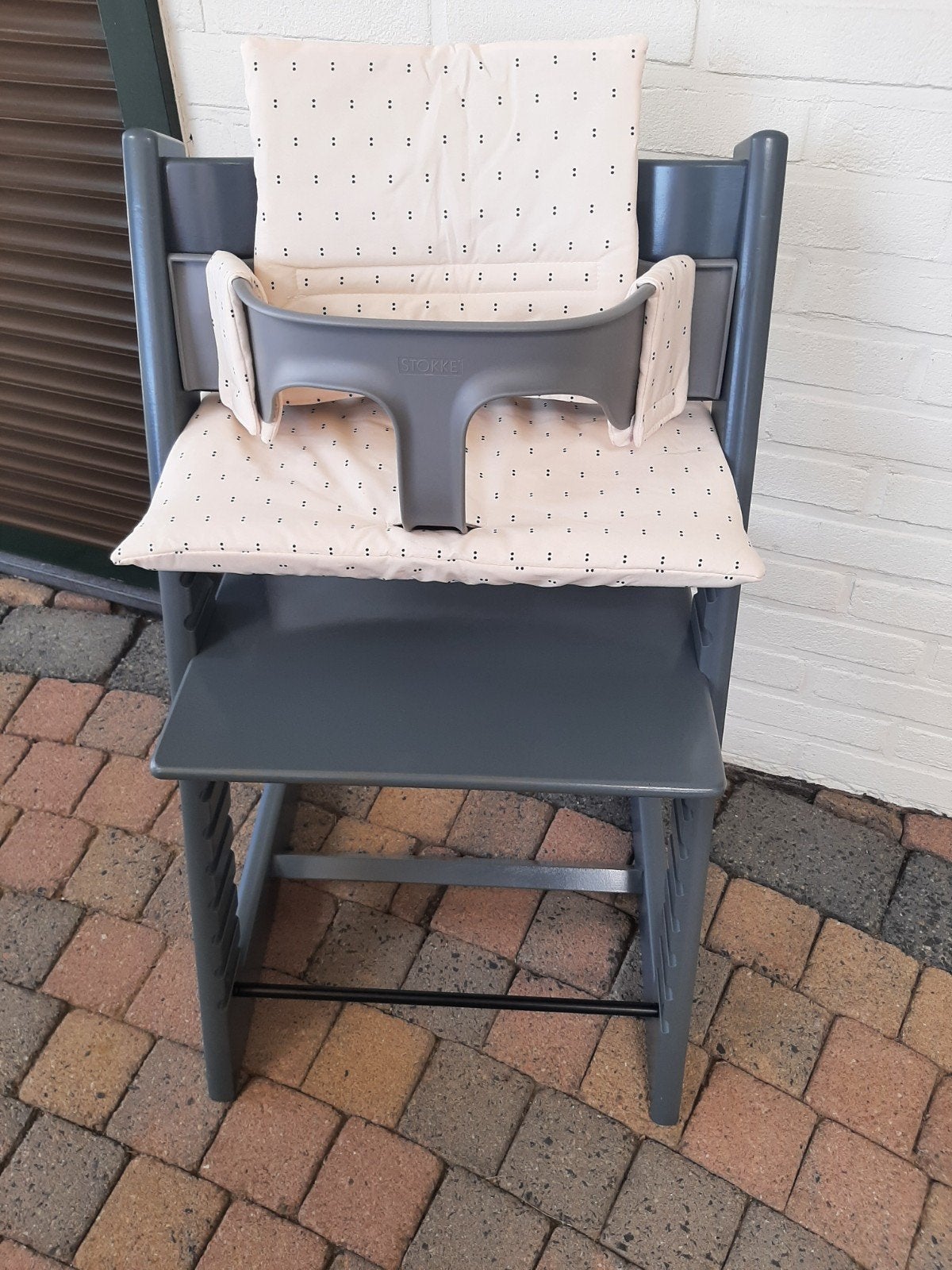 Grijze Stokke Tripp Trapp Kinderstoel., Kinderen en Baby's, Kinderstoelen, Ophalen, Zo goed als nieuw, Meegroeistoel
